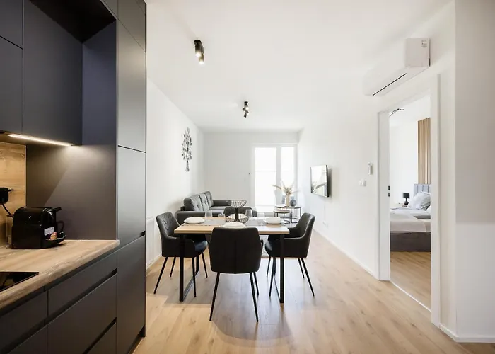 Sleek Apartment With Balcony And Parking